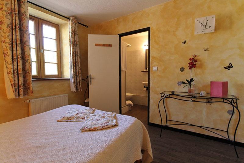 Auberge La Cardabelle Sainte-Eulalie-de-Cernon Exterior photo